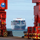 Grösstes Containerschiff der Welt am Eurogate Container Terminal Wilhelmshaven © Fotograf: Andreas Burmann, Oldenburg